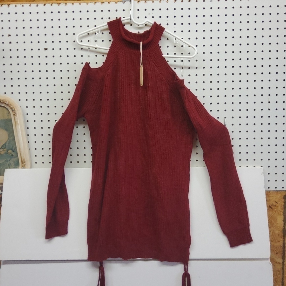 Jodifl NWT cold shoulder sweater angora blend burgundy